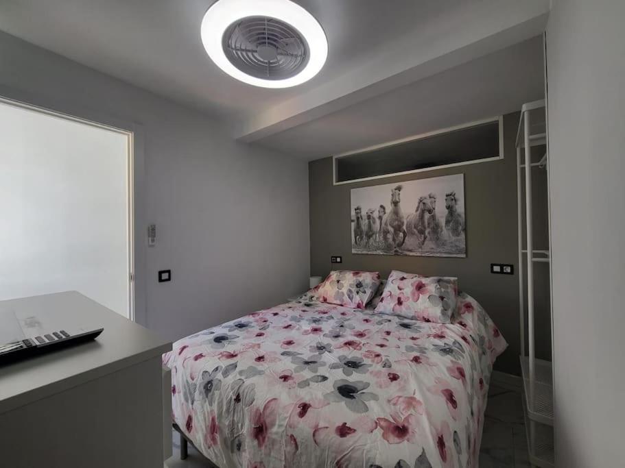 Las Canteras New 2 Bedrooms Flat At The Beach Parking Optional Las Palmas de Gran Canaria Luaran gambar