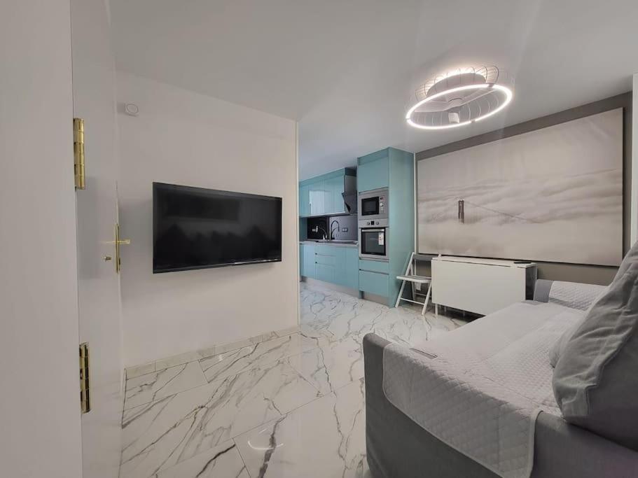Las Canteras New 2 Bedrooms Flat At The Beach Parking Optional Las Palmas de Gran Canaria Luaran gambar