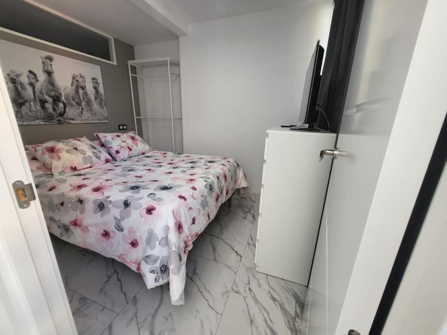 Las Canteras New 2 Bedrooms Flat At The Beach Parking Optional Las Palmas de Gran Canaria Luaran gambar